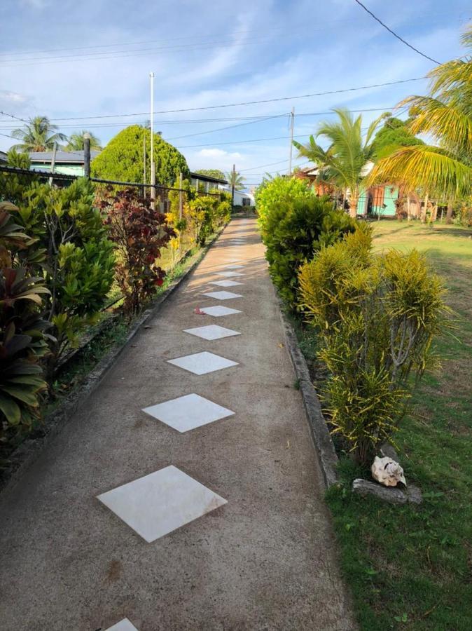 Sunshine Hotel Islas del Maíz Exterior foto