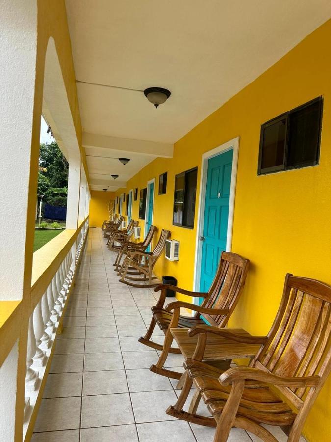 Sunshine Hotel Islas del Maíz Exterior foto
