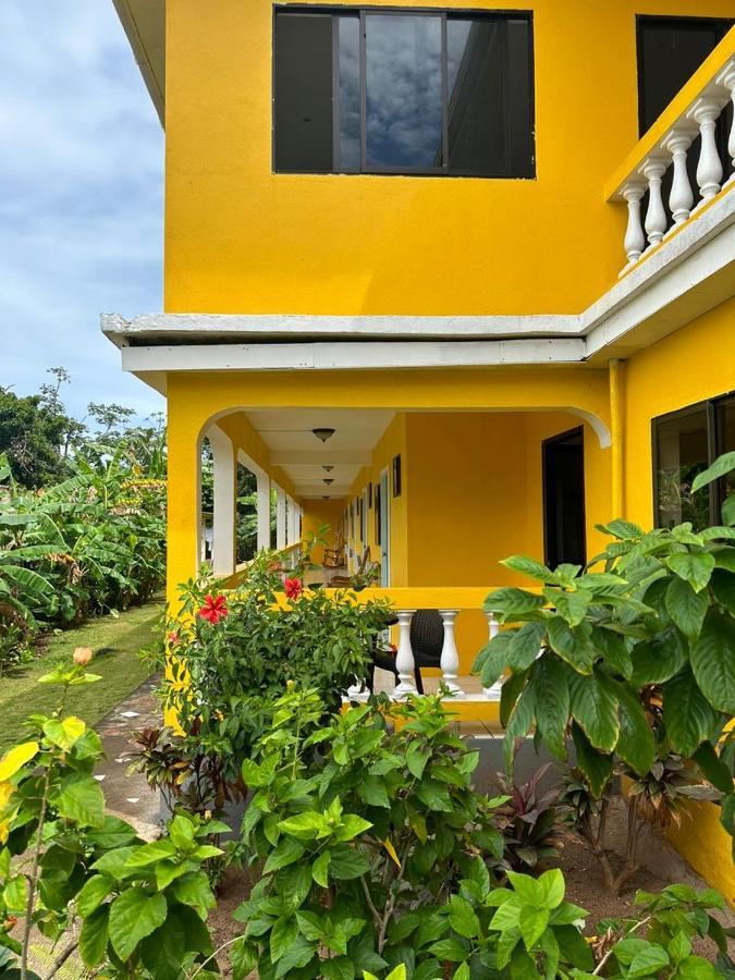 Sunshine Hotel Islas del Maíz Exterior foto